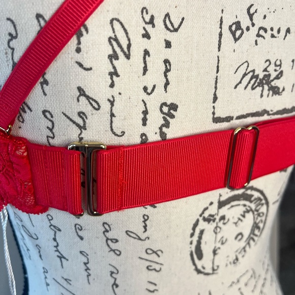 Free People -We are HAH 2 Timer Bra in Siren Red Lace/Underwire - Picture 6 of 7